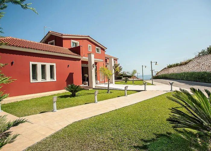 Pieno Di Luce Skala Loft With Private 107m2 Pool And Breakfast * Skala (Kefalonia)